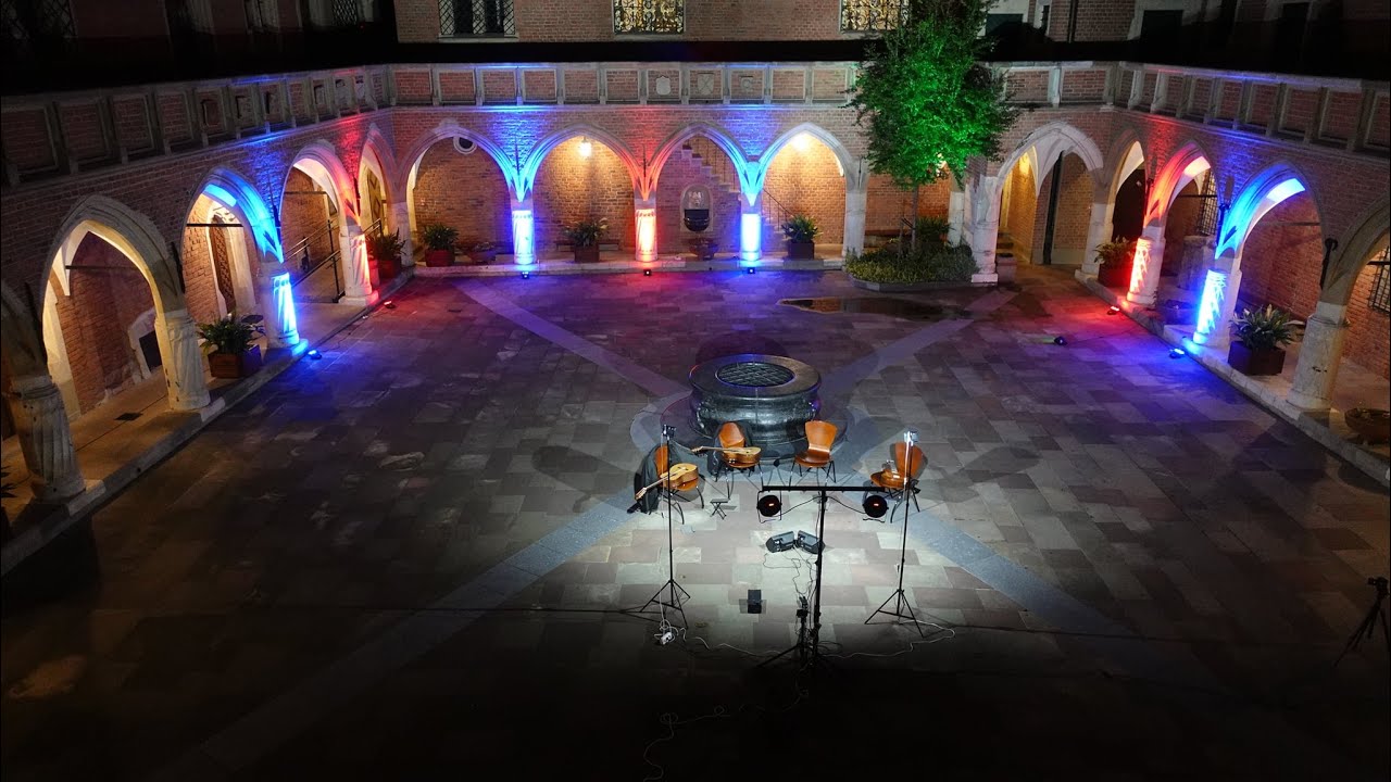 Cracow Guitar Quartet performs J. S. Bach - Brandenburg Concerto No. 3   Allegro moderato