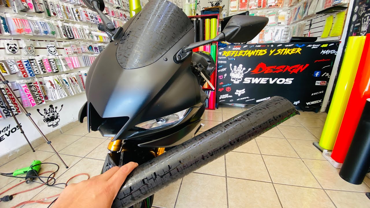YAMAHA R3, Instalación de vinil en cúpula (R3 V3 Yamaha )