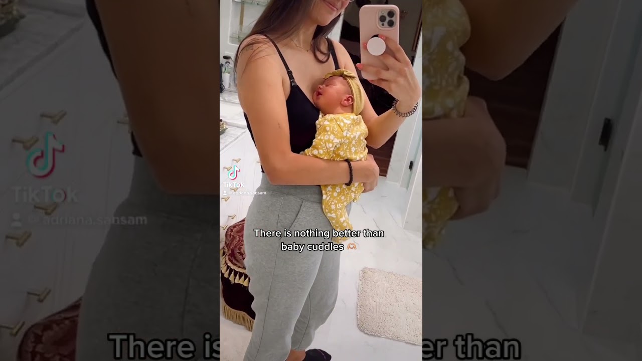 Baby cuddles are the best cuddles 🫶🏼 #motherhood #baby #cuddle #shorts #viral #viralvideo #moms