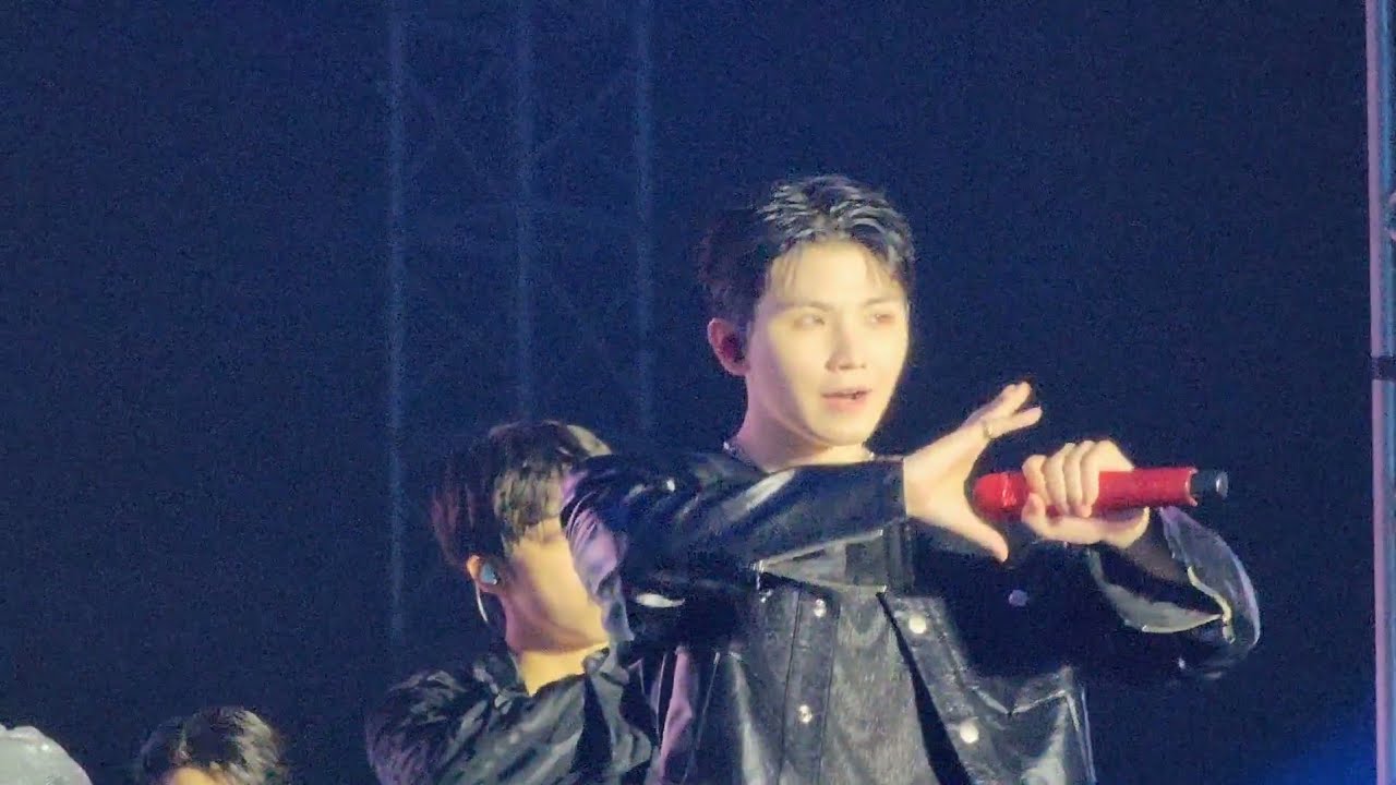 220925 SEVENTEEN - _WORLD (with WOOZI focus)