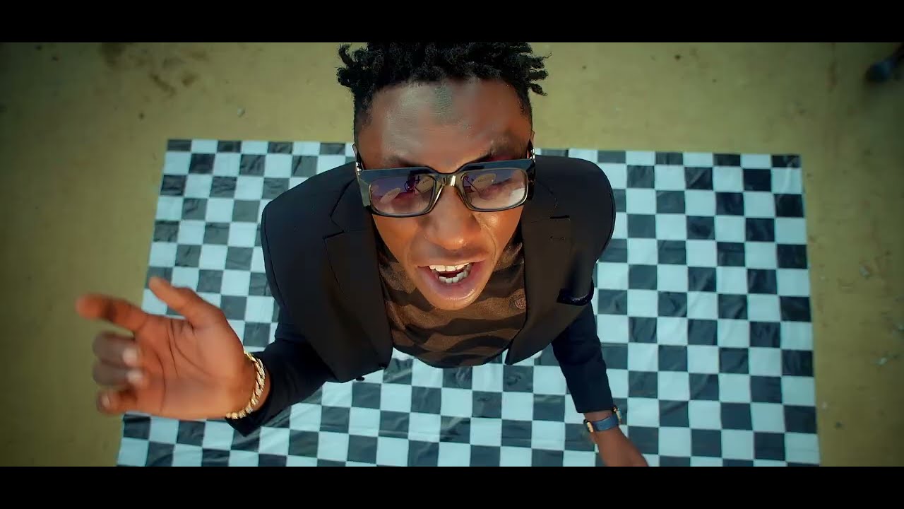L'oiseau Rare - Seany Tv 🌍 (Clip Officiel)