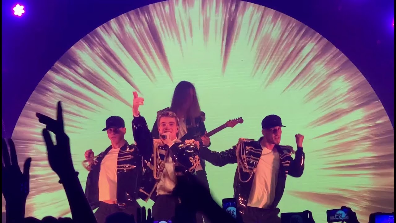 Mikolas Josef - Abu Dhabi @ Ostrava, BrickHouse DOV - 14.12.2019