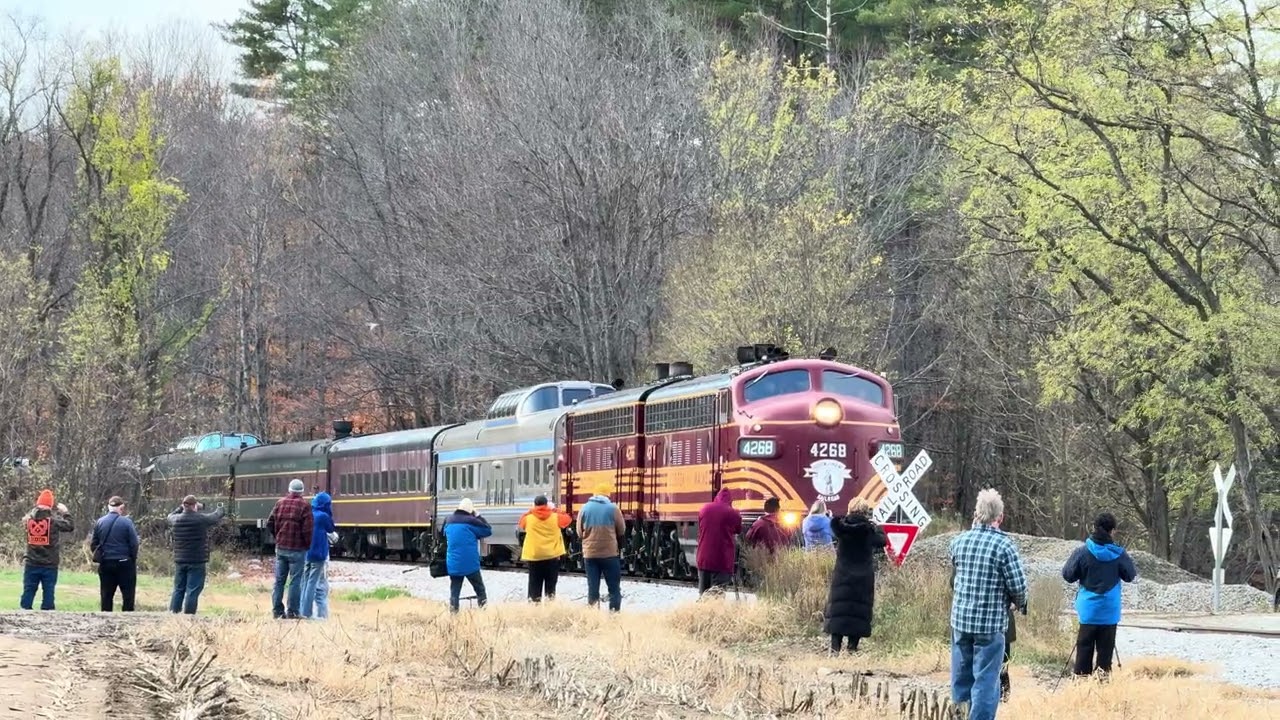 470 Railroad Club Excursion Train | Conway Scenic Railroad | B&M EMD F7 Locomotives 4266 & 4268 |