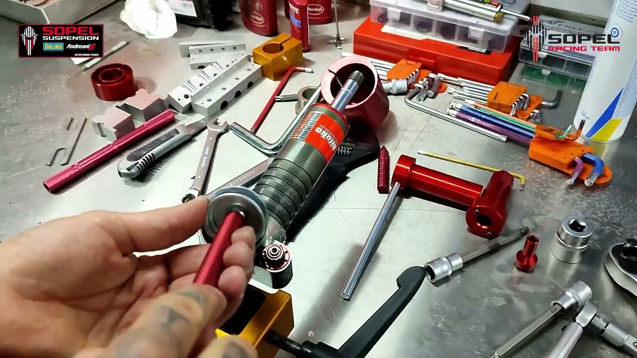Bitubo Service | Rear Shock Absorber | Sopel Suspension | 4K #suspension #bitubo #service