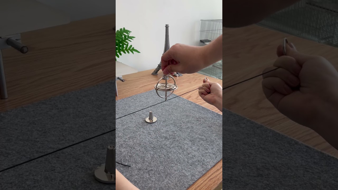 Interesting spinning top#desktop  #toys  #model  #spinning