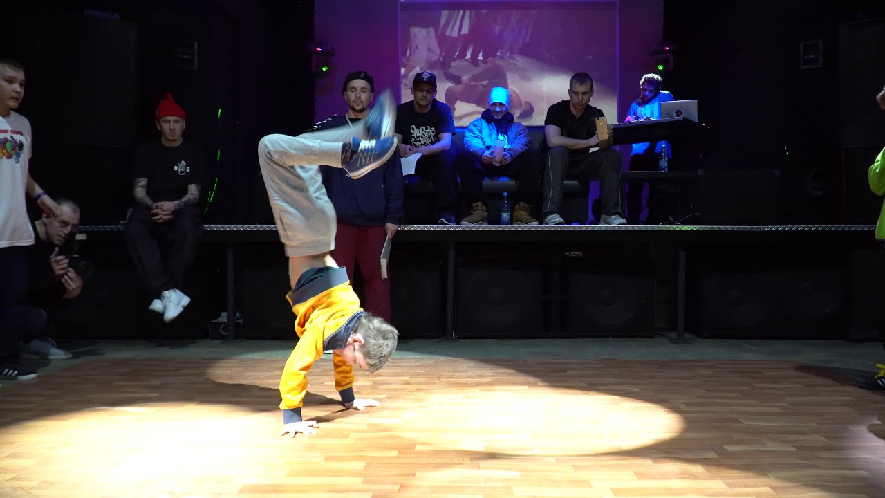 Funy guys vs Tip-top crew  / Preselection battle juniors 3vs3 / Hustle Jam 2