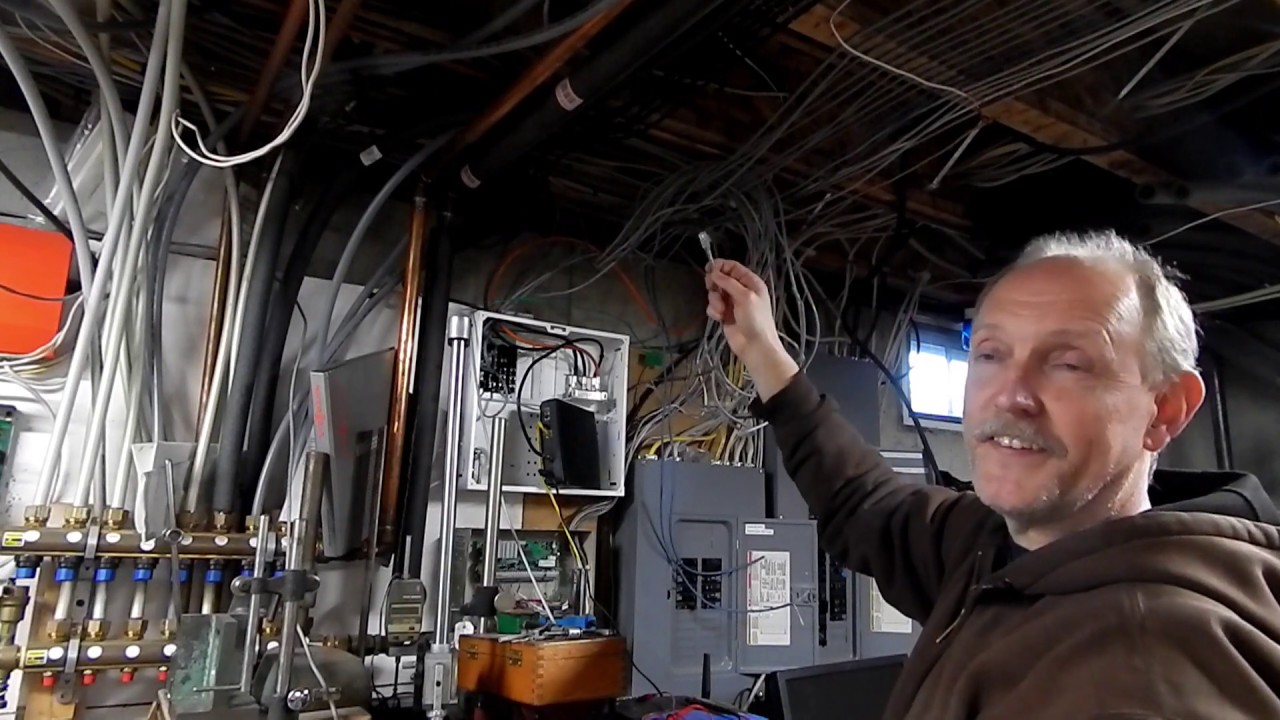 Ethernet cable Tip: Tracing cables in walls without a conventional tracer.