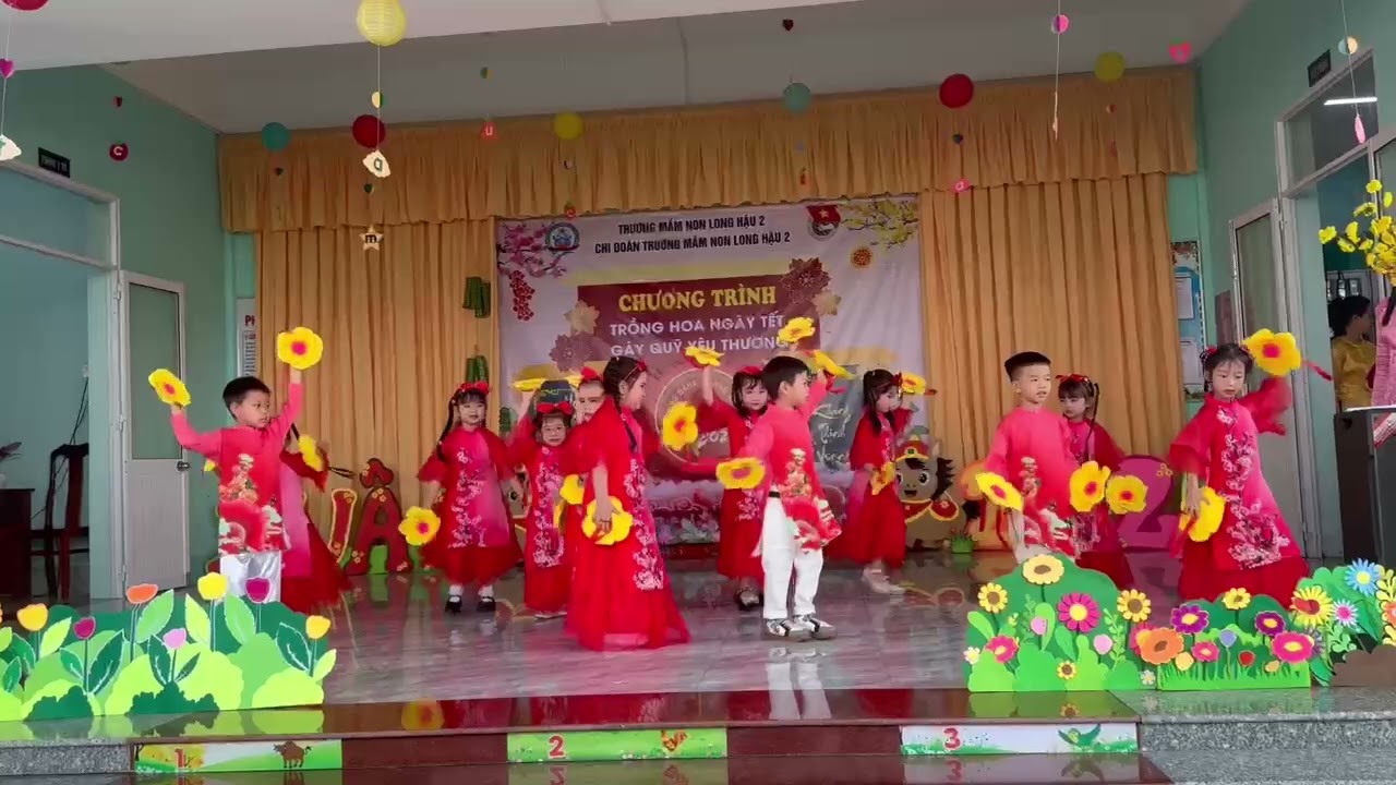 Tết bình an_nhóm múa lớp Lá Trường Mẫu Giáo Long Hậu 2