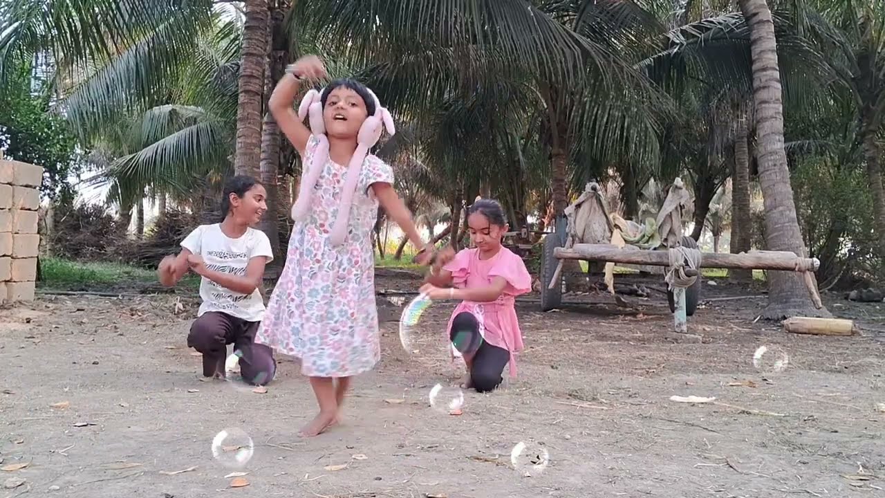 Radha Gori Gori Dance