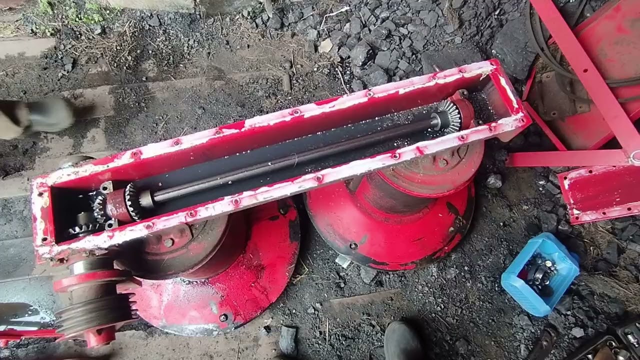 Разбираем роторную косилку ЛИСИЧКИ