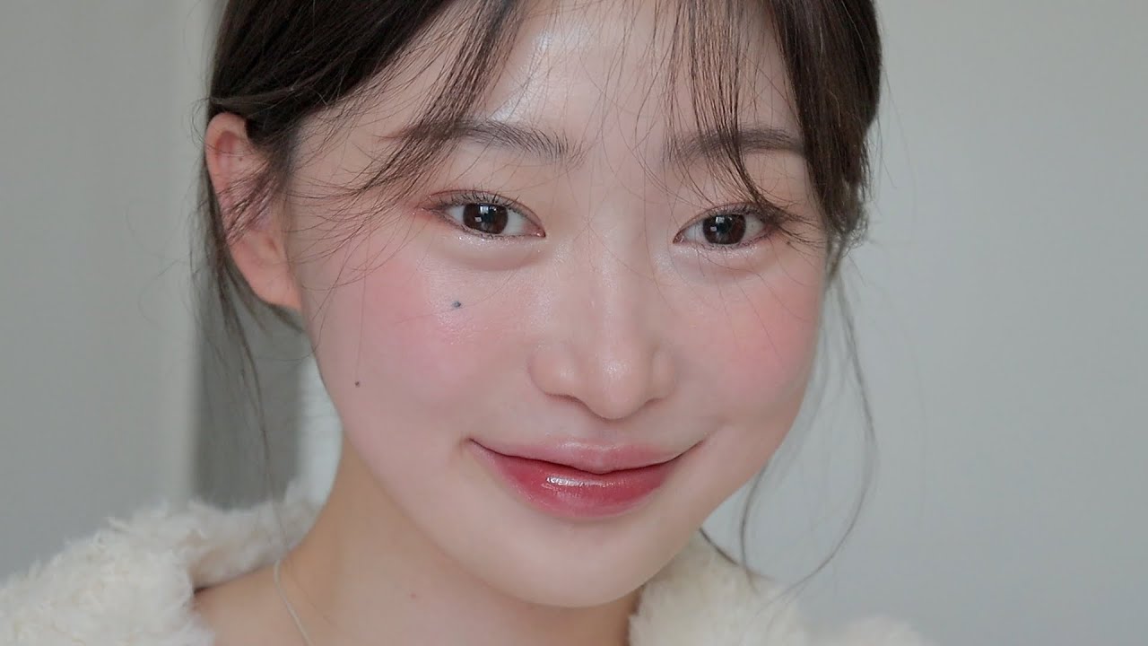 첫 눈 오는 날 하고 싶은 촉촉 투명 메이크업 ☃️