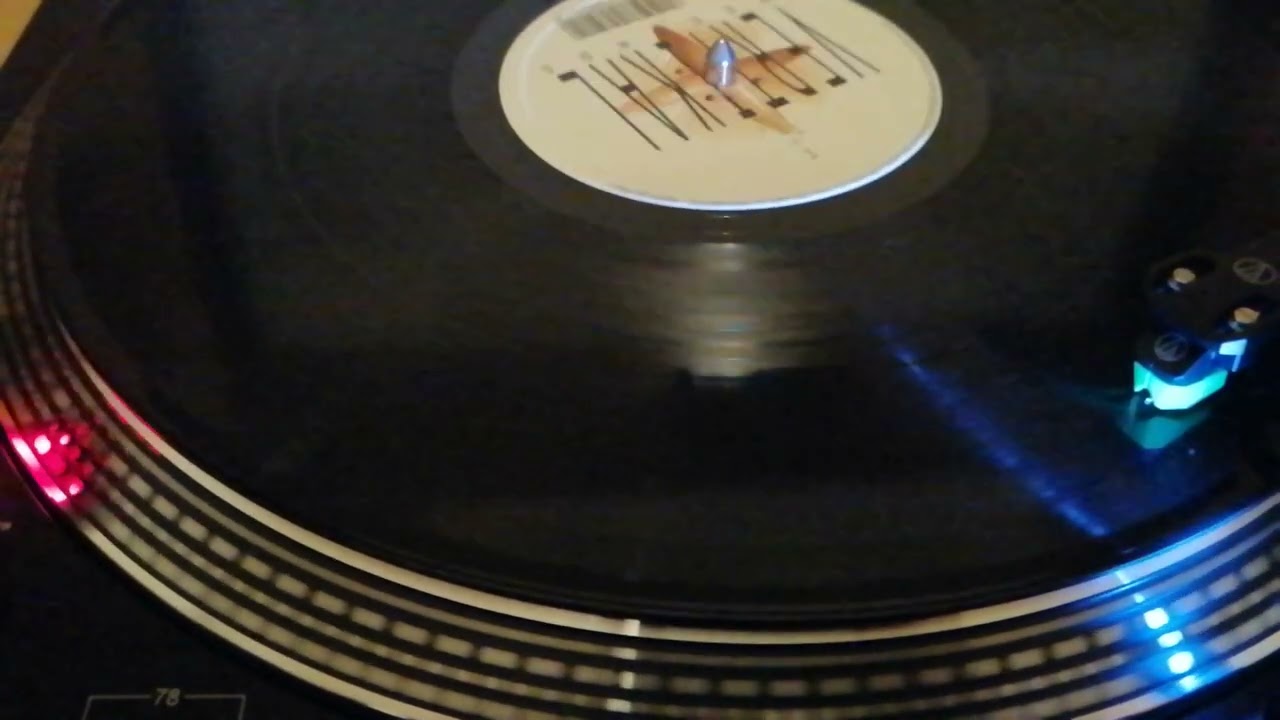 Robertino & D.J. One - Synthesis