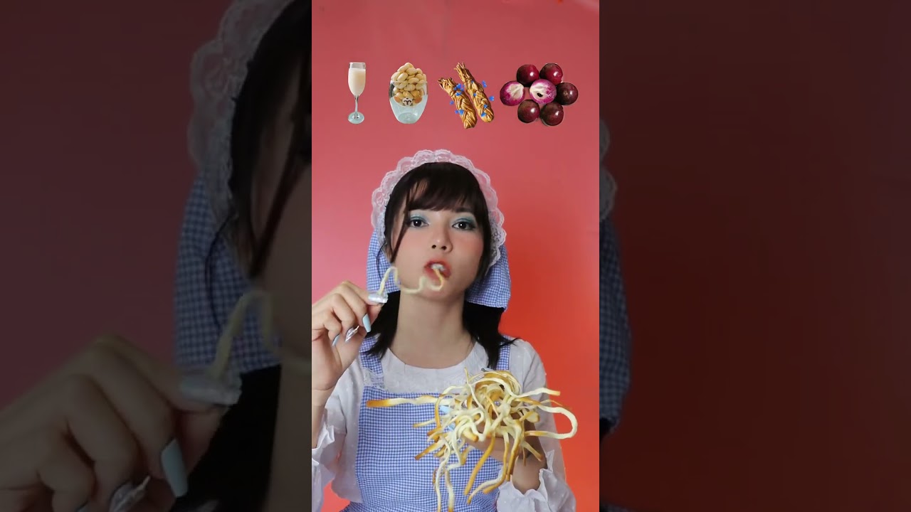 C&Ocirc; G&Aacute;I H&Agrave; LAN ĂN SỮA - Bảo Ng&acirc;n đang ăn
