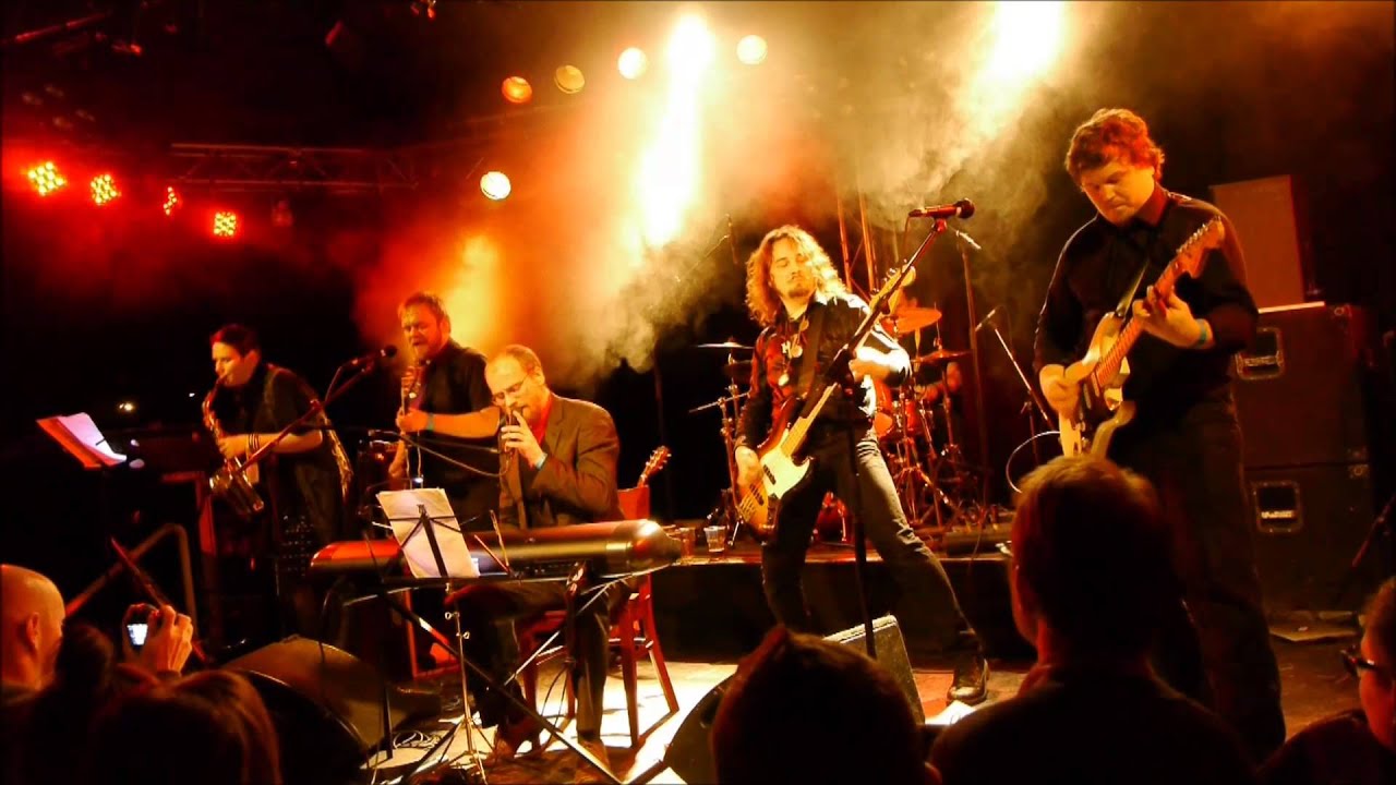 Kuusumun Profeetta - Jumalat Liekeissä (Live • Klubi • Tampere • Finland)