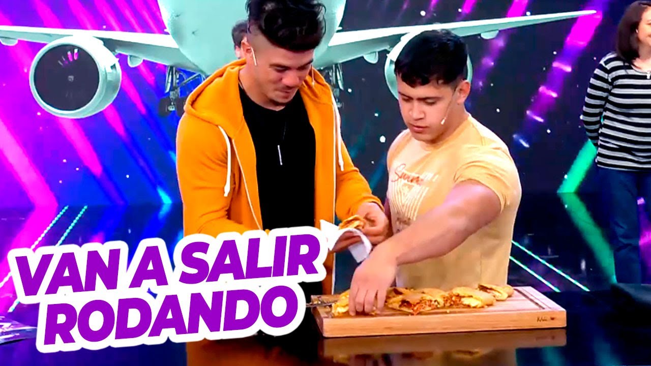 ¡Antúnez y El Carpintero se deleitaron con un calzone espectacular!