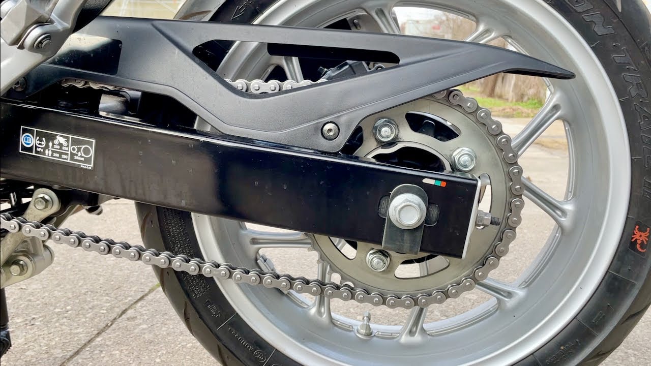 Honda NC750X проверяем цепь и звёзды(25000 км пробега)
