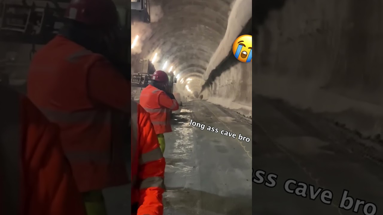 EXPLOSION THROUGH A TUNNEL