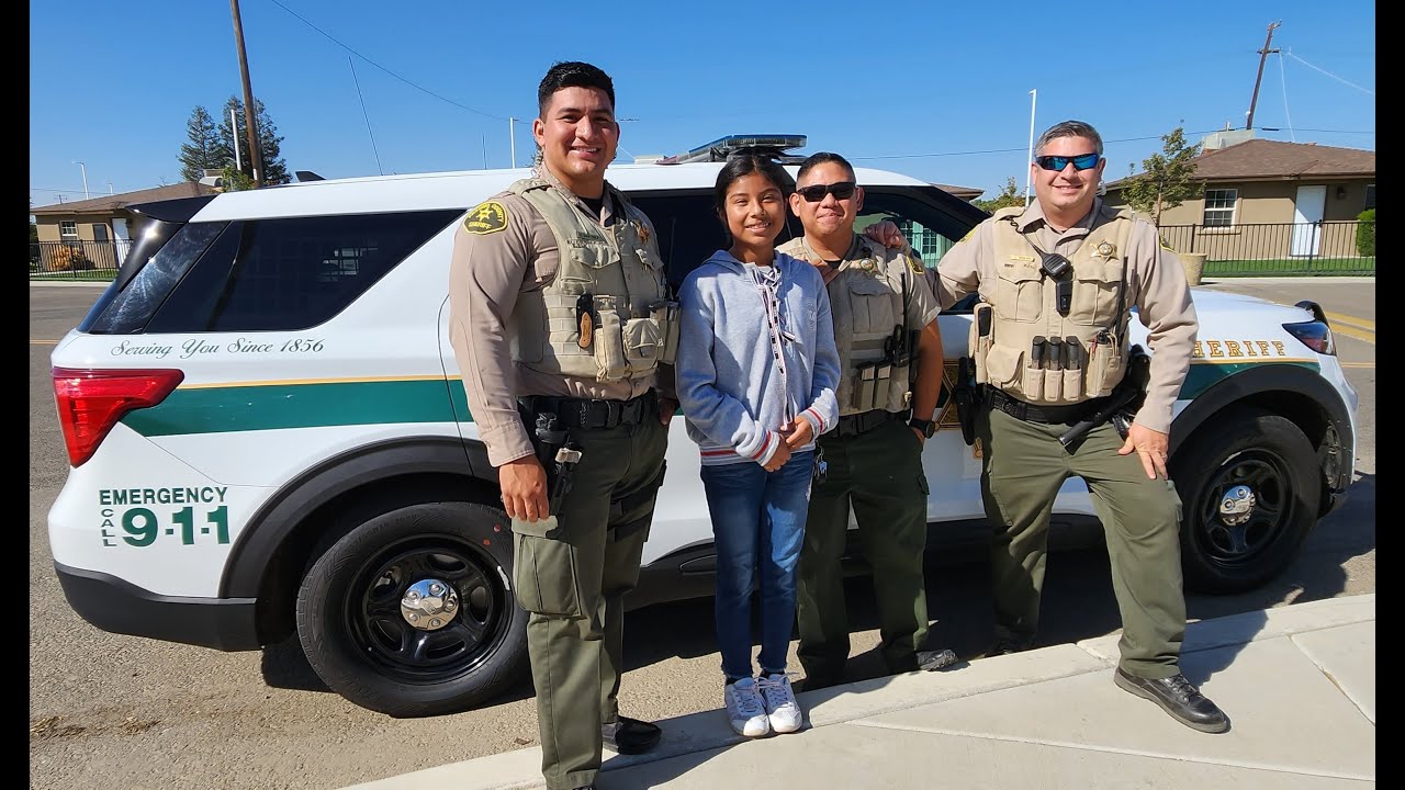 Deputies Surprise Caruthers Student with New Wardrobe
