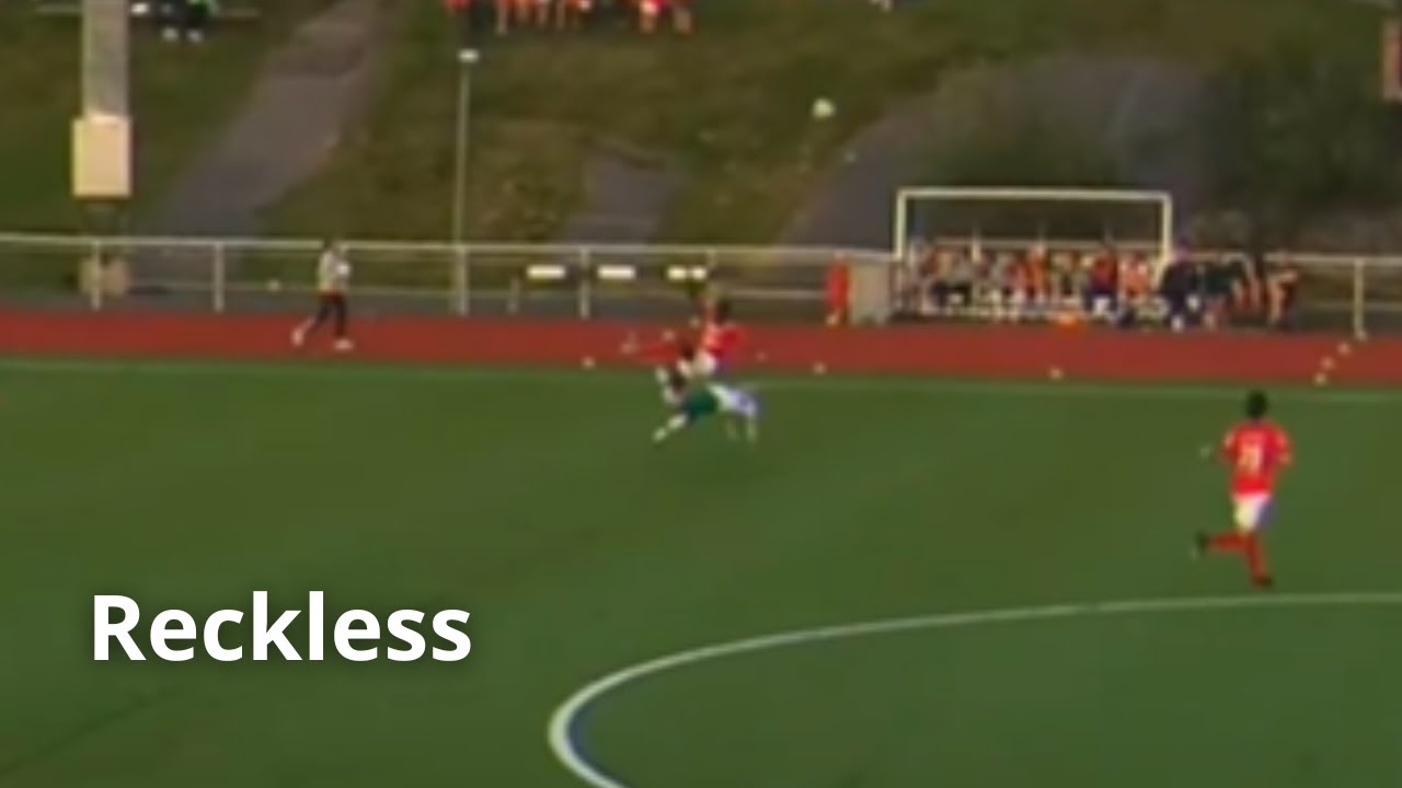 Referee situation: Reckless challenge 71