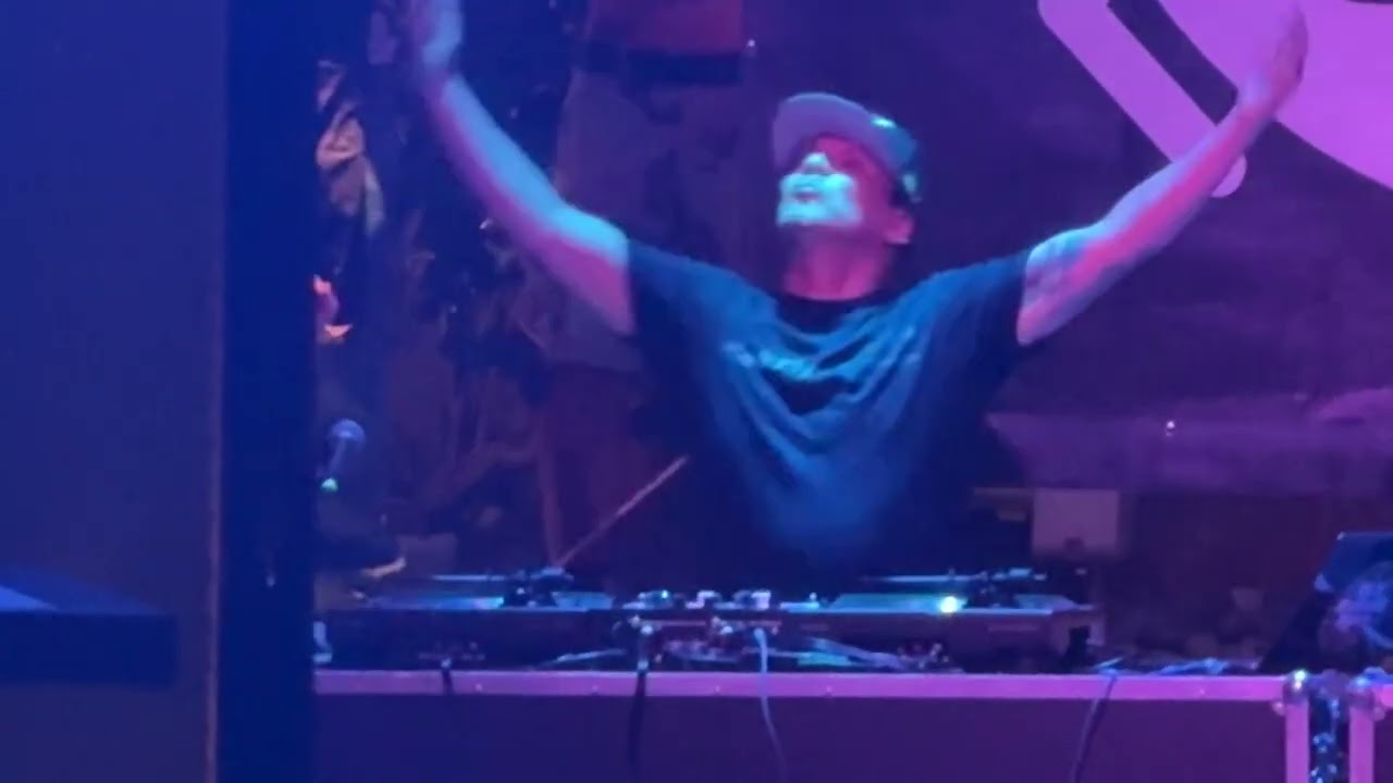 Mix Master Mike, Live at Bastid’s BBQ (9.14.2025, Las Vegas)