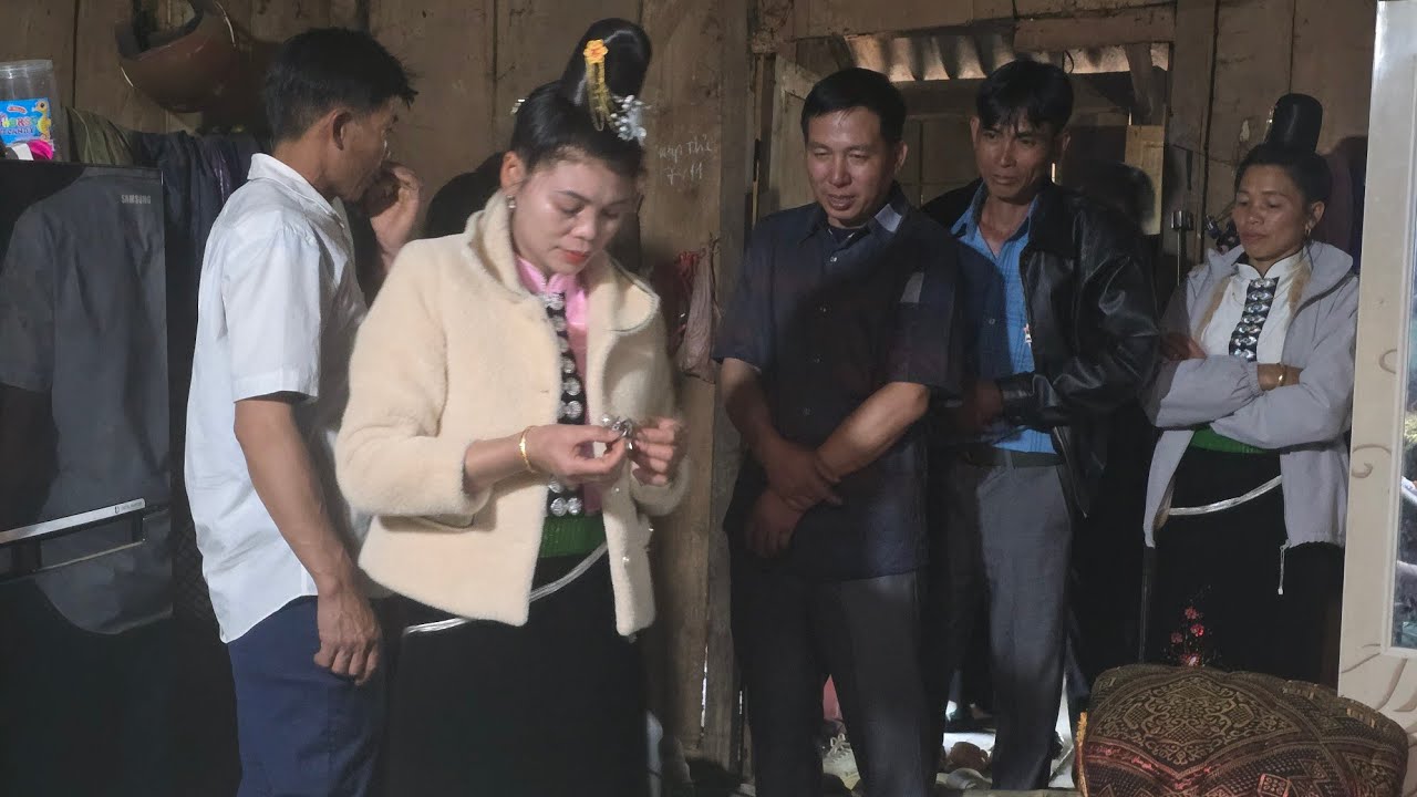 Khắp tánh háp la cón,hảư à thêu mứa hướn phua pị nọng ơi