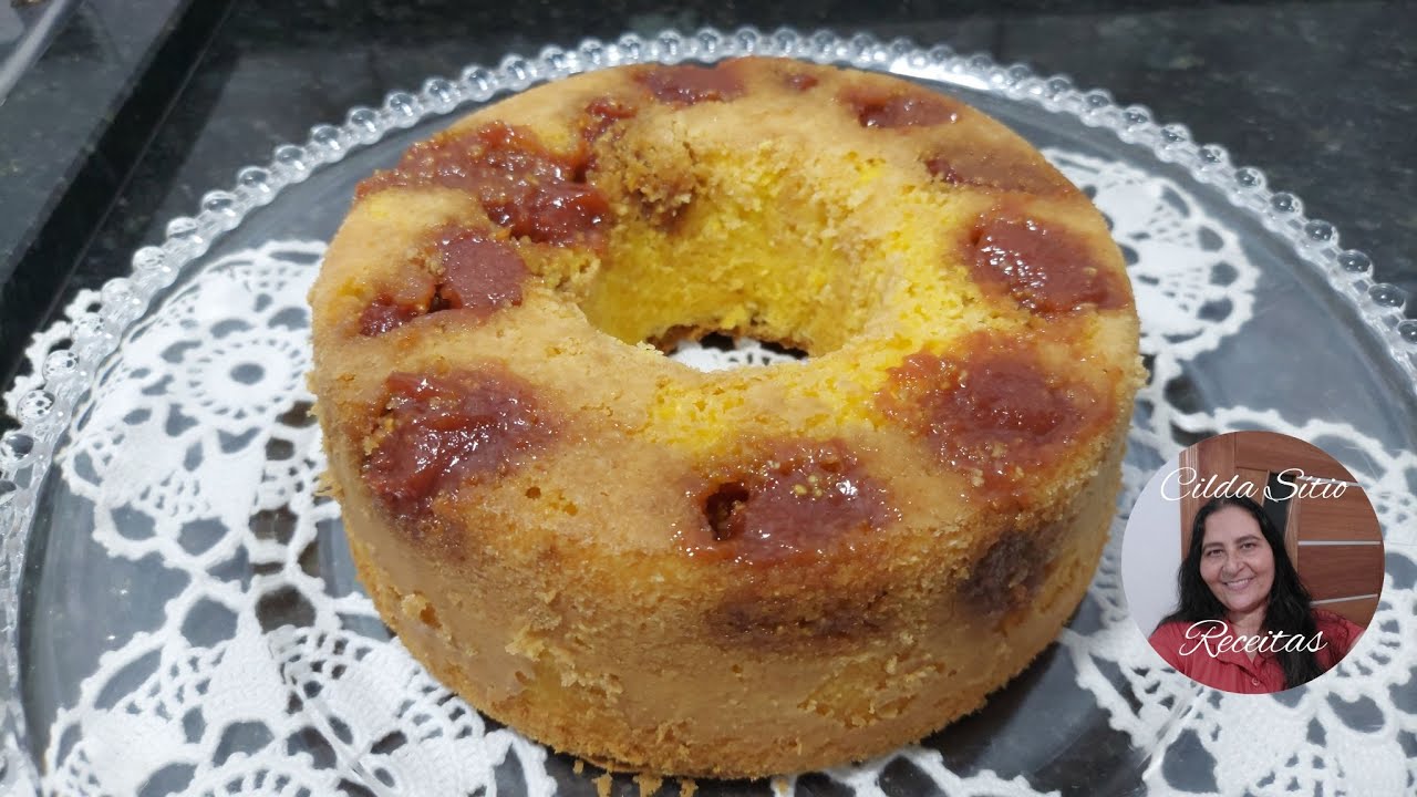 BOLO FLOCÃO COM GOIABADA