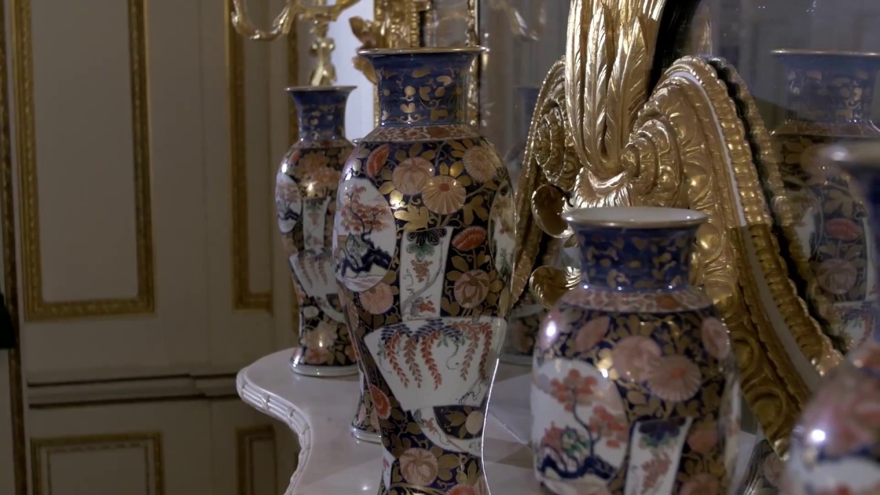 Garnitures: Vase Sets from National Trust Houses
