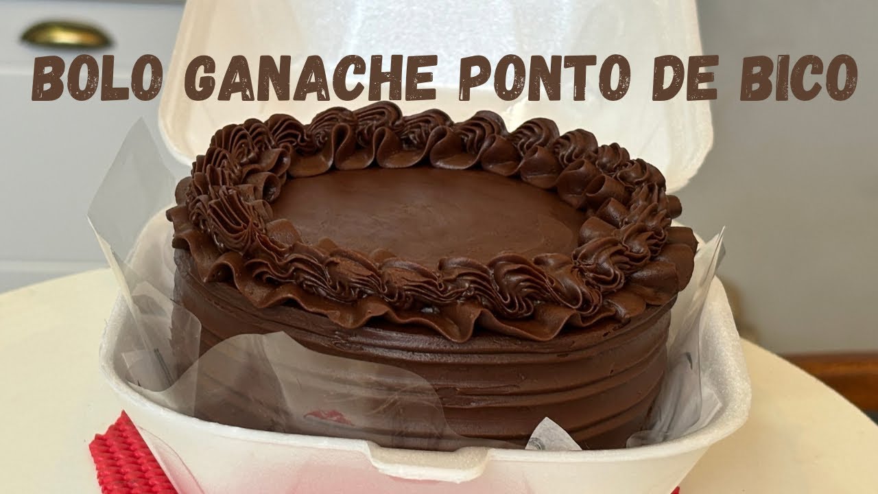 BOLO CHOCOLATE GANACHE PONTO DE BICO