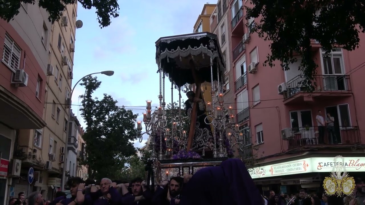 Jesús Nazareno de la Llaga en el Hombro. Curva C/Natalia con C/Pelayo. 2025.