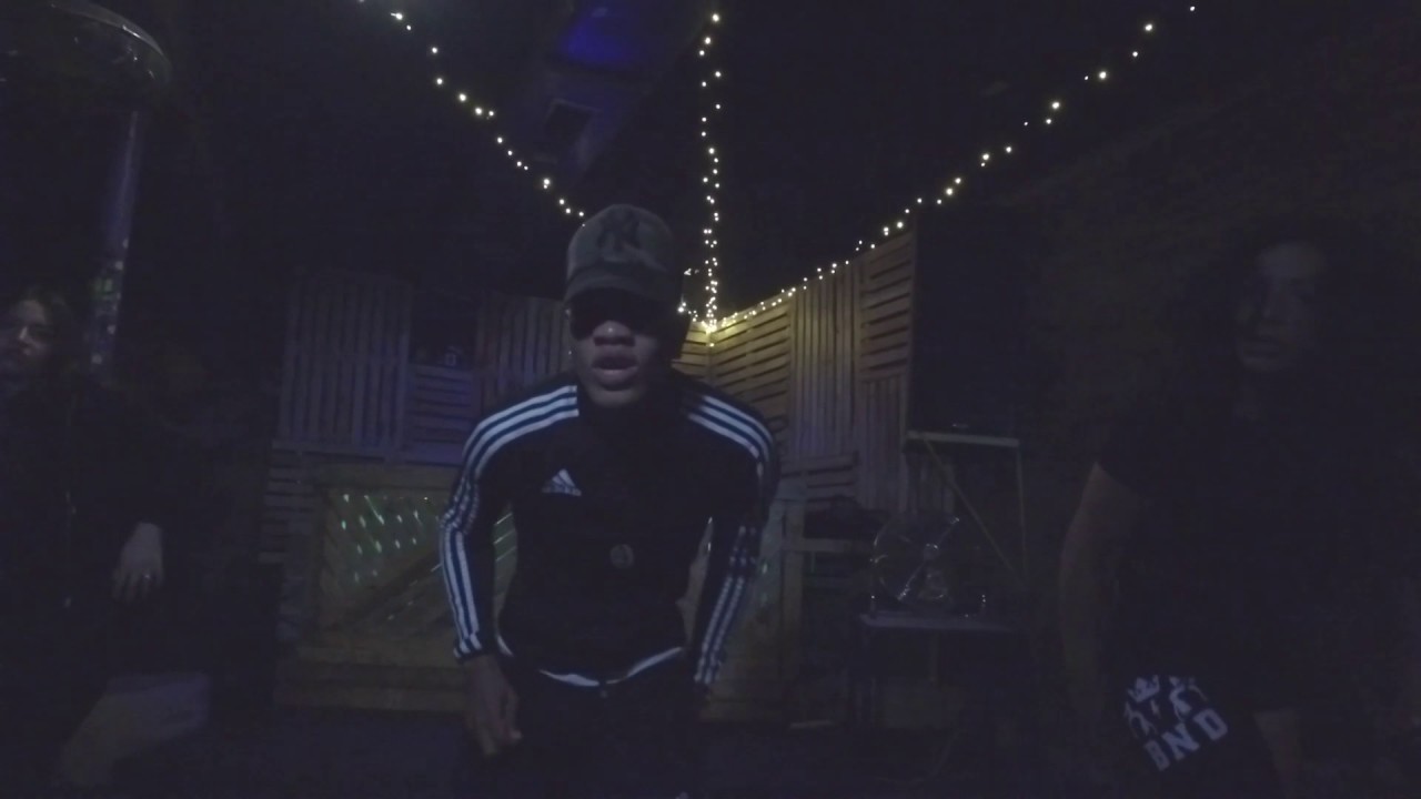 CHIN OVERLOAD SKANKAZ FT MAJESTIK FAMILY