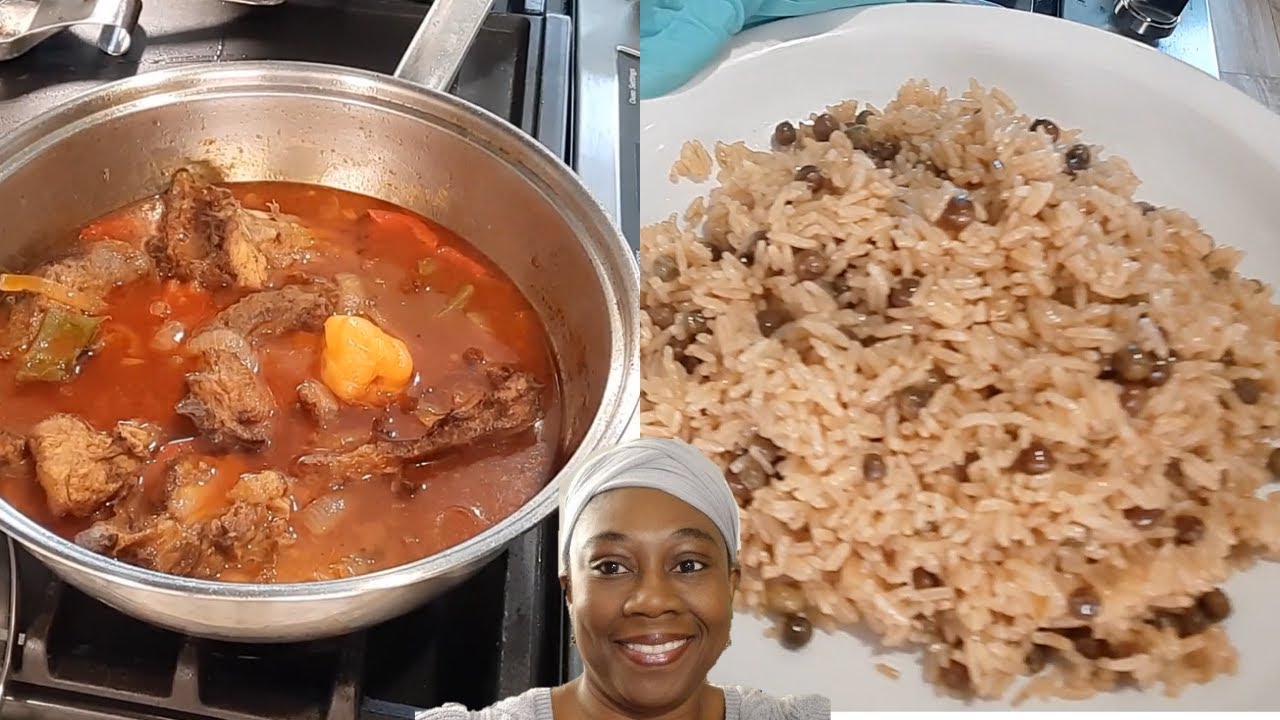 STEWING HEN & RICE WITH GREEN PEAS / POUL DI E DIRI AK PWA FRANS