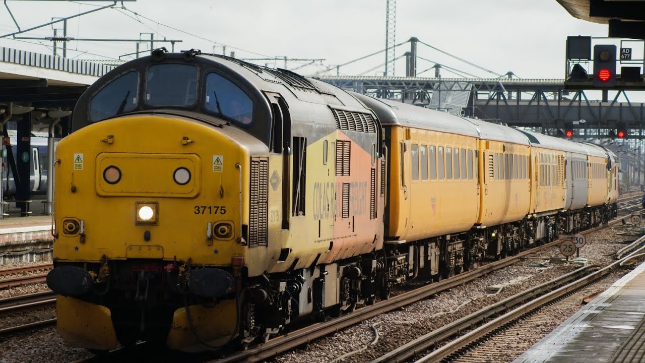 Colas Rail Freight Class 37175 and 37057 at Ashford International with the UTU Test Train