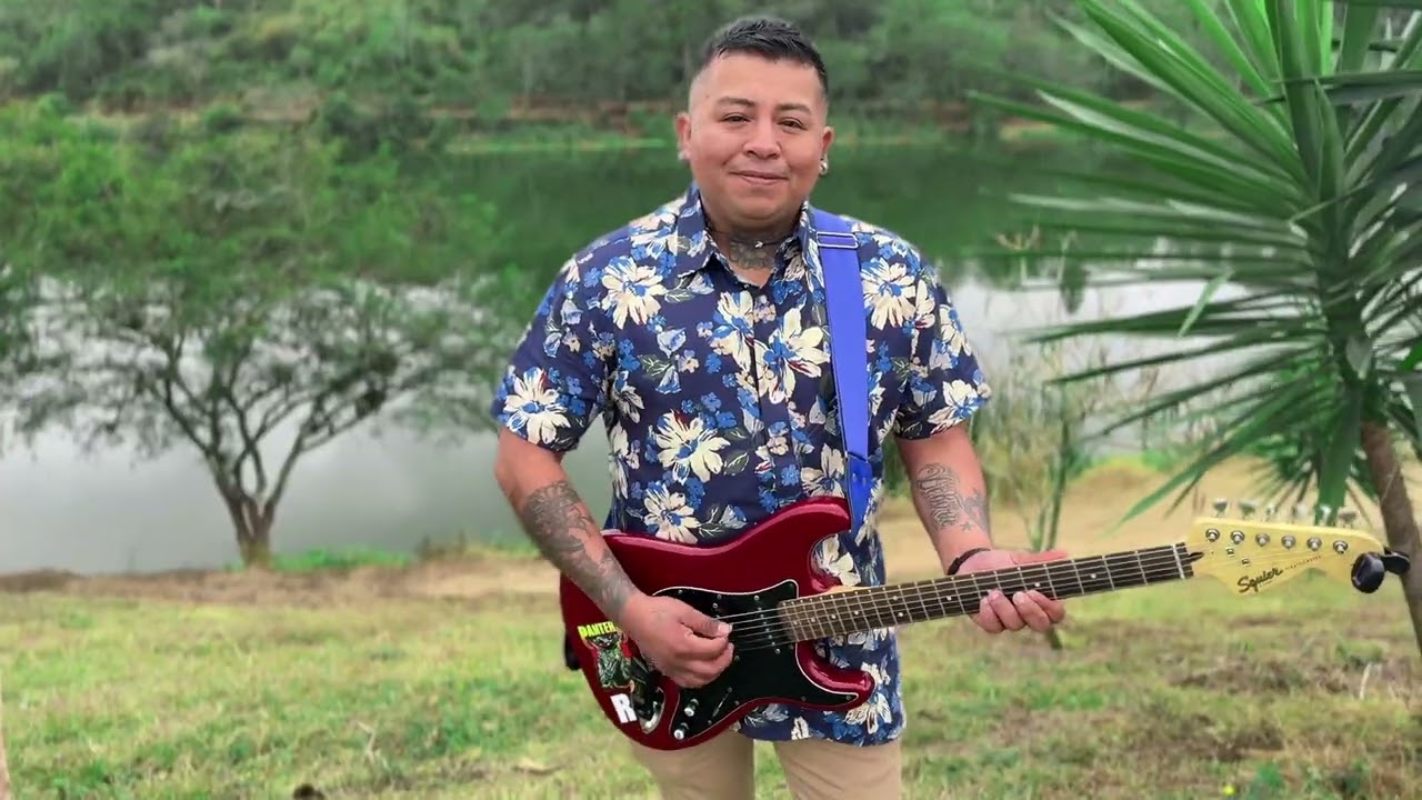 Fantásticos de la cumbia y su sabor costeño de Xalapa ver Videoclip oficial Loco enamorado 