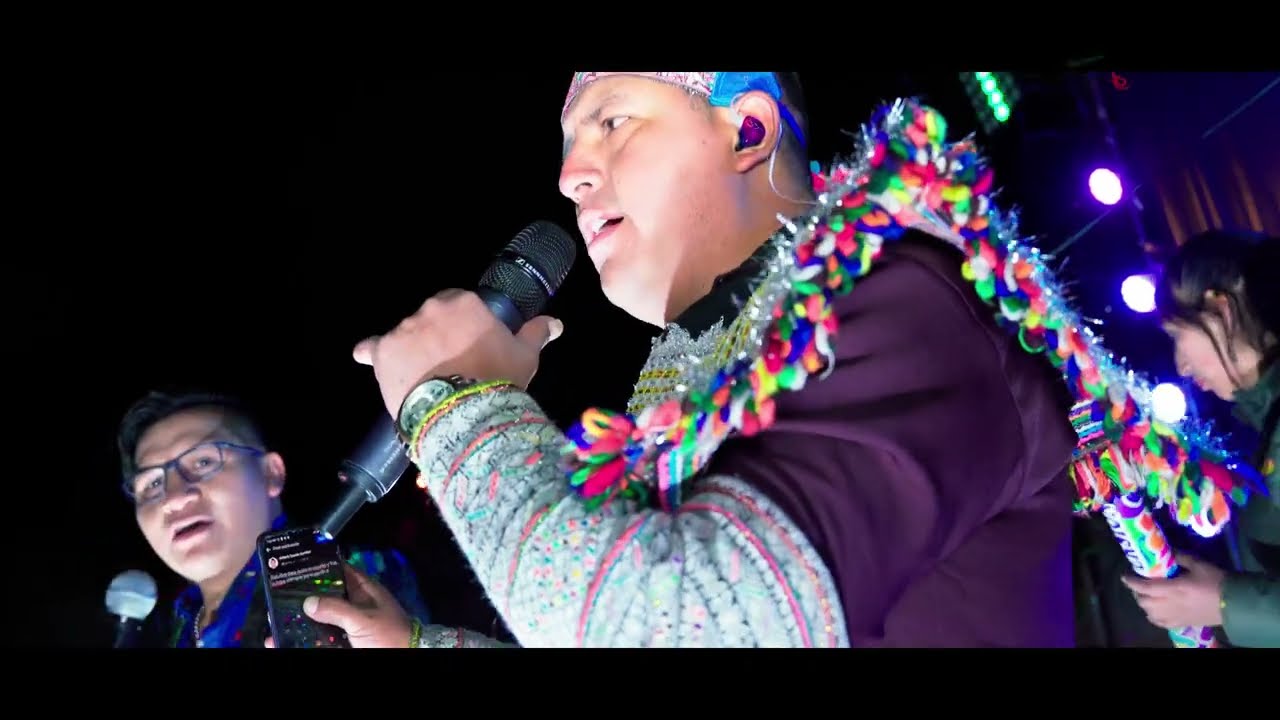 EDWINCITO DE PAUCARA - Mix Tengo Que Olvidarte,   Te Quise Mucho, Suegra Interesada (En Vivo)