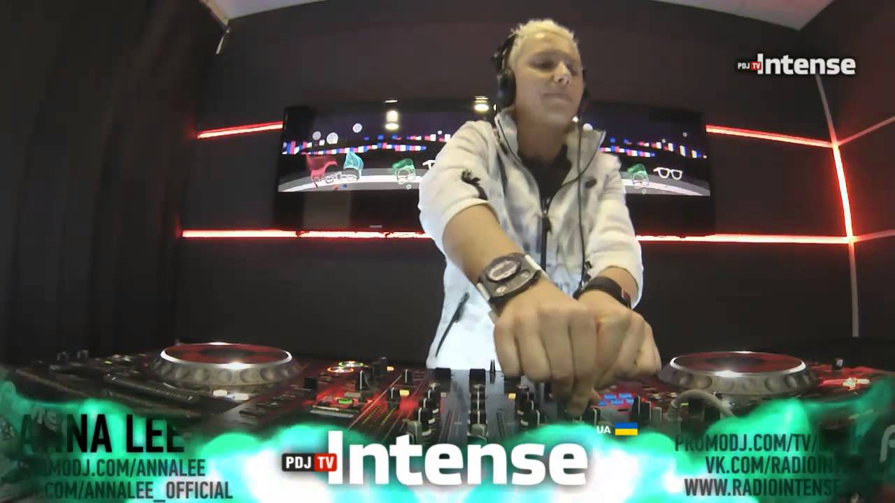 Live @ Radio Intense 22.01.2014 - Anna Lee
