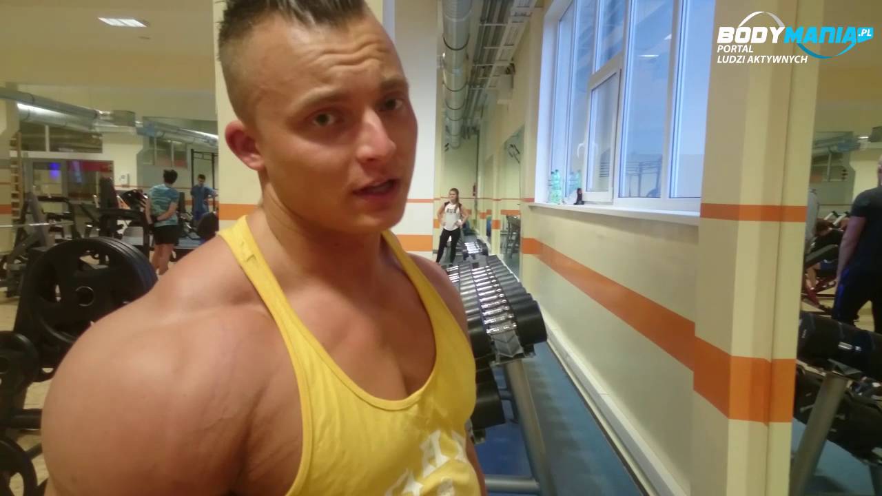 Tomasz Binkowski - Trening ramion