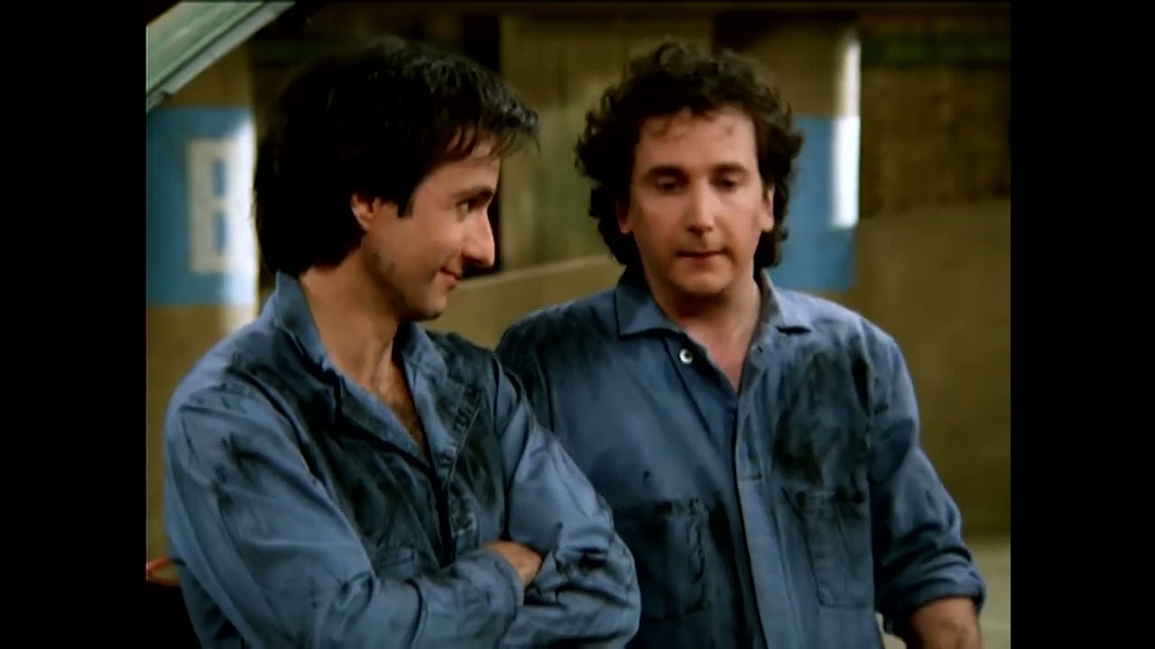 PERFECT STRANGERS   Larry  & Balki Fix a Used Car