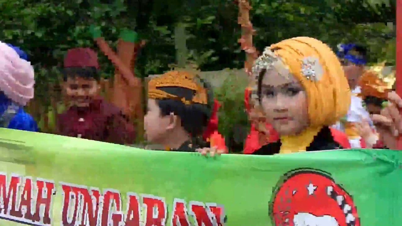 PAWAI DRUMBAND SDIT ASSALAMAH UNGARAN TERBAIK