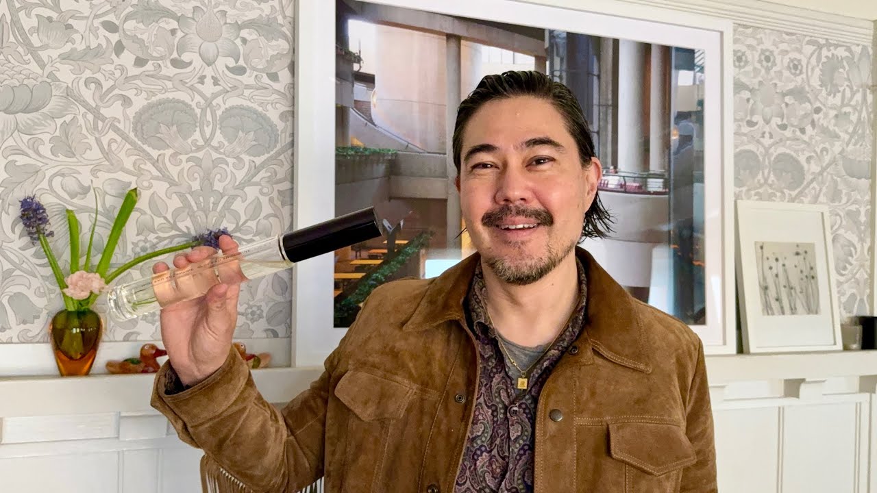 Утренние ритуалы, редкие духи и потерянные мечты о витражах