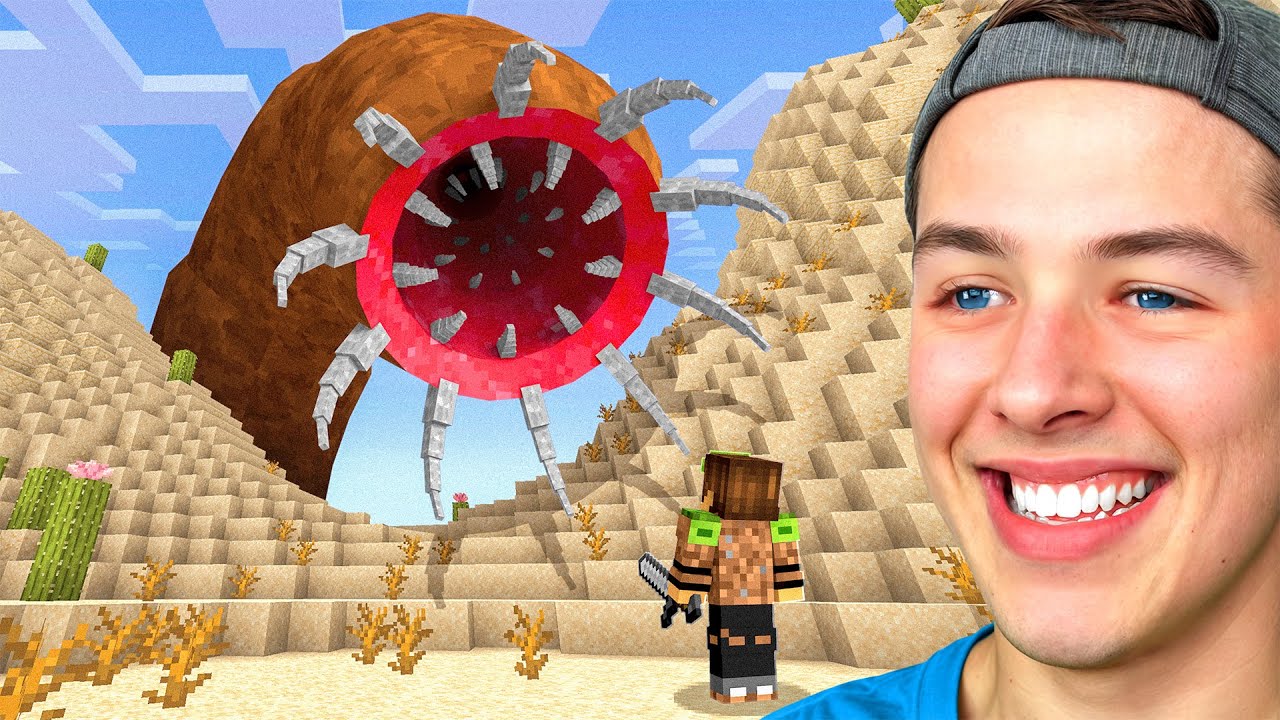 I Became the UNKILLABLE BOSS WORM in Minecraft!