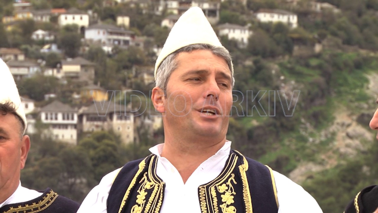 Grupi Polifonik i Tepelenes   Burrat e rend Shqipetar HD