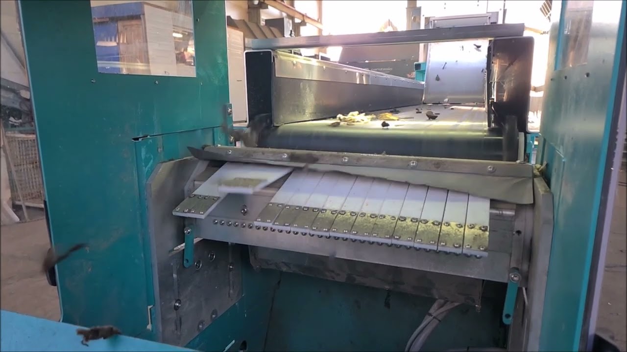 METAL-KICKER 400 at PH Kovo, for demonstration