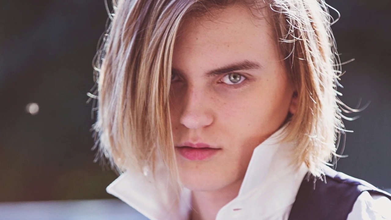 Fashion Editorial Photoshoot Romeo and Juliet inspired