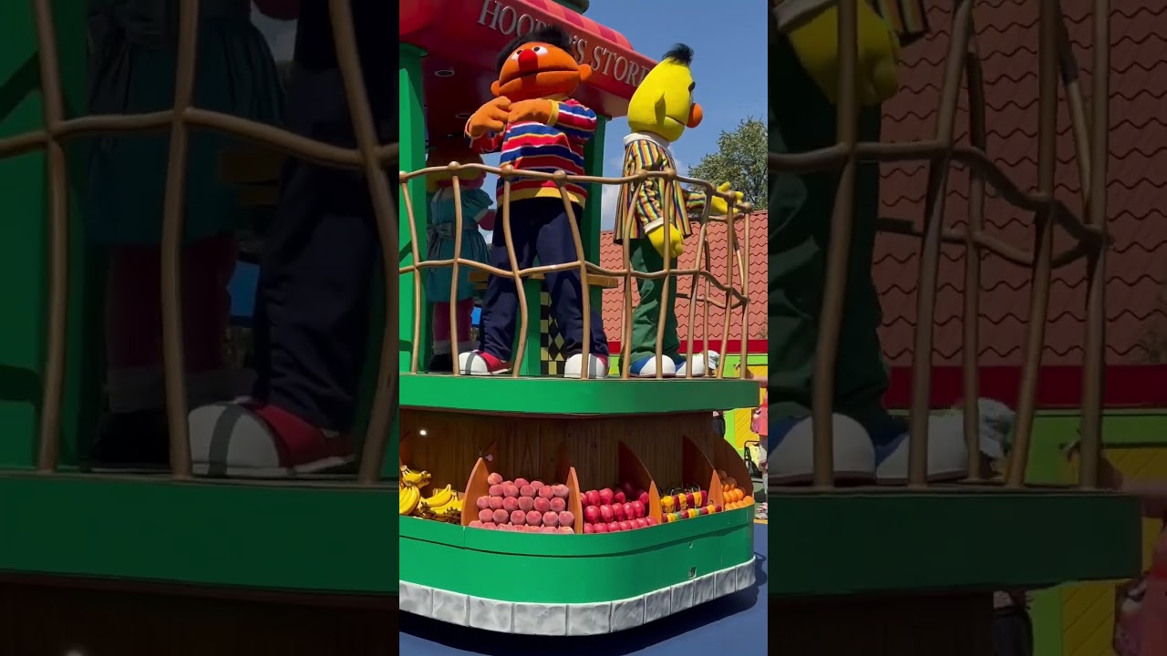 Sesame Street Parade 🎉
