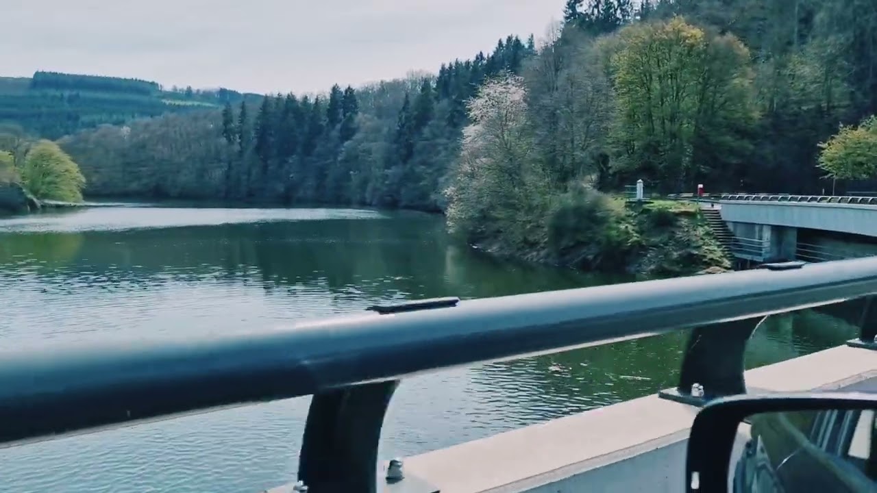 Driving to The Bridge of Misery 