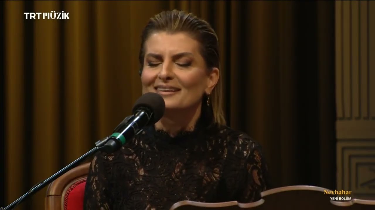 Gül YAZICI - Gülşen-i Hüsnüne Kimler Varıyor