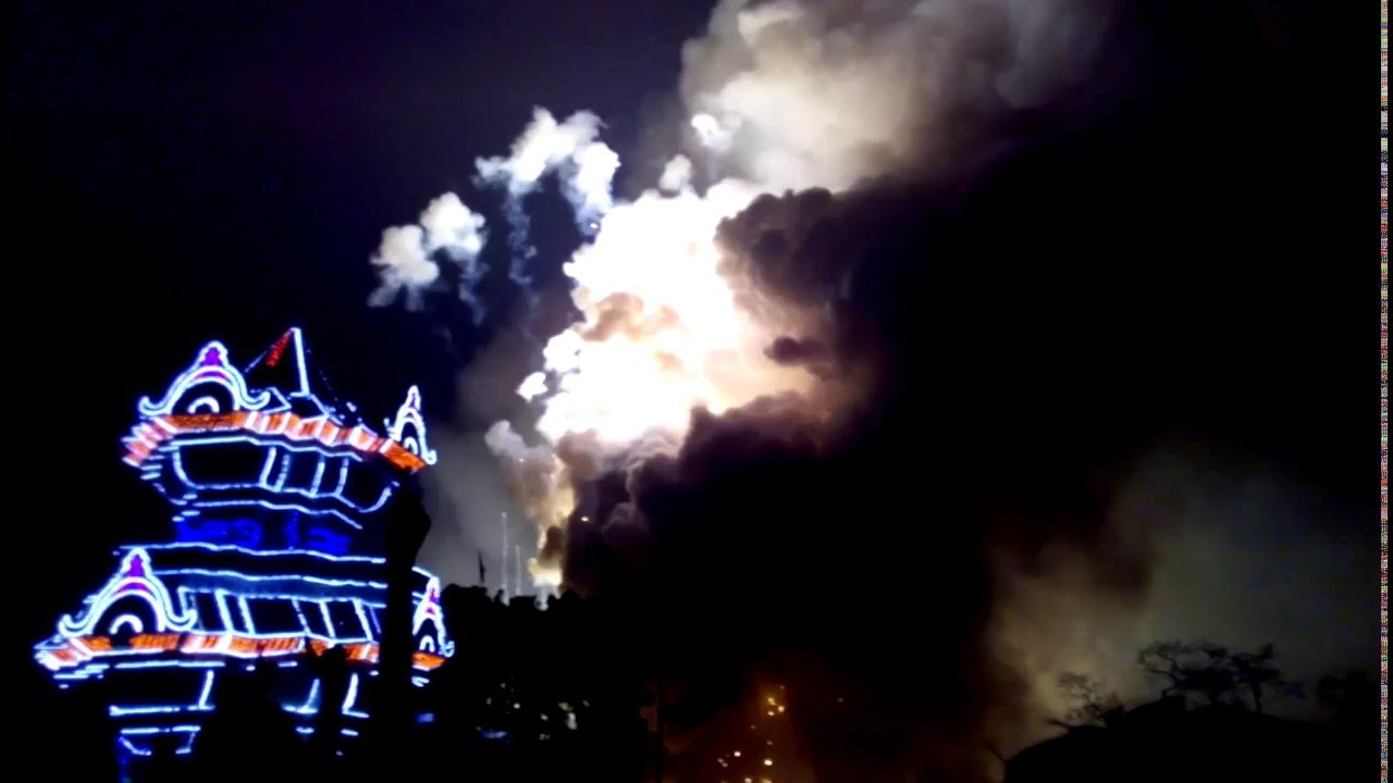 Thrissur Pooram Vedikettu 2016