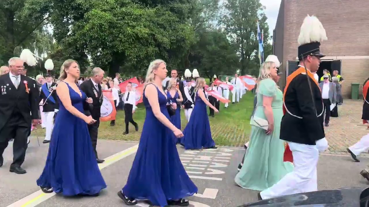 GELDERS  EILAND TREFFEN   SCHUTTERSGILDE EENSGEZINDHEID AERDT