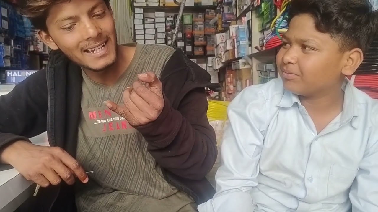 Kapde Lene Gaya Rajeev Aur Ho Gayi Masti 🤣