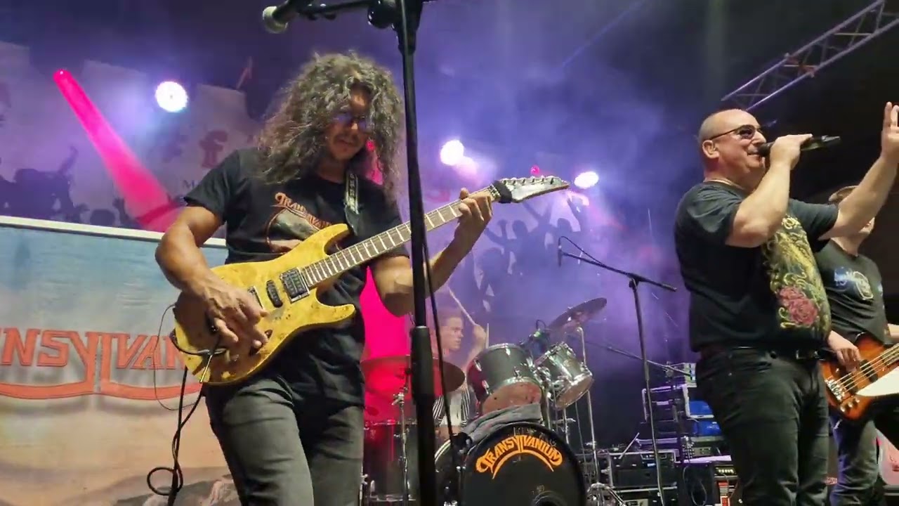 TRANSYLVANIUM- Utolsó Cigaretta/Rocktóber (live K.M.N. #főtér23 Cluj RO aug2023)